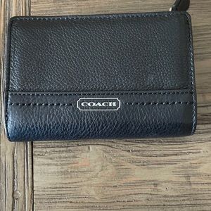 Coach black pebble leather medium wallet
